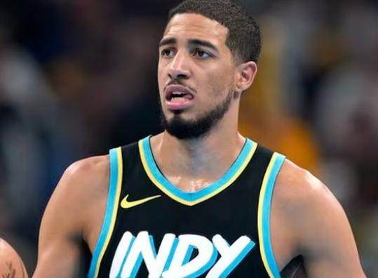 九游体育正规吗-180俱乐部+助攻王 3年前勇士为何瞧不上哈里伯顿？